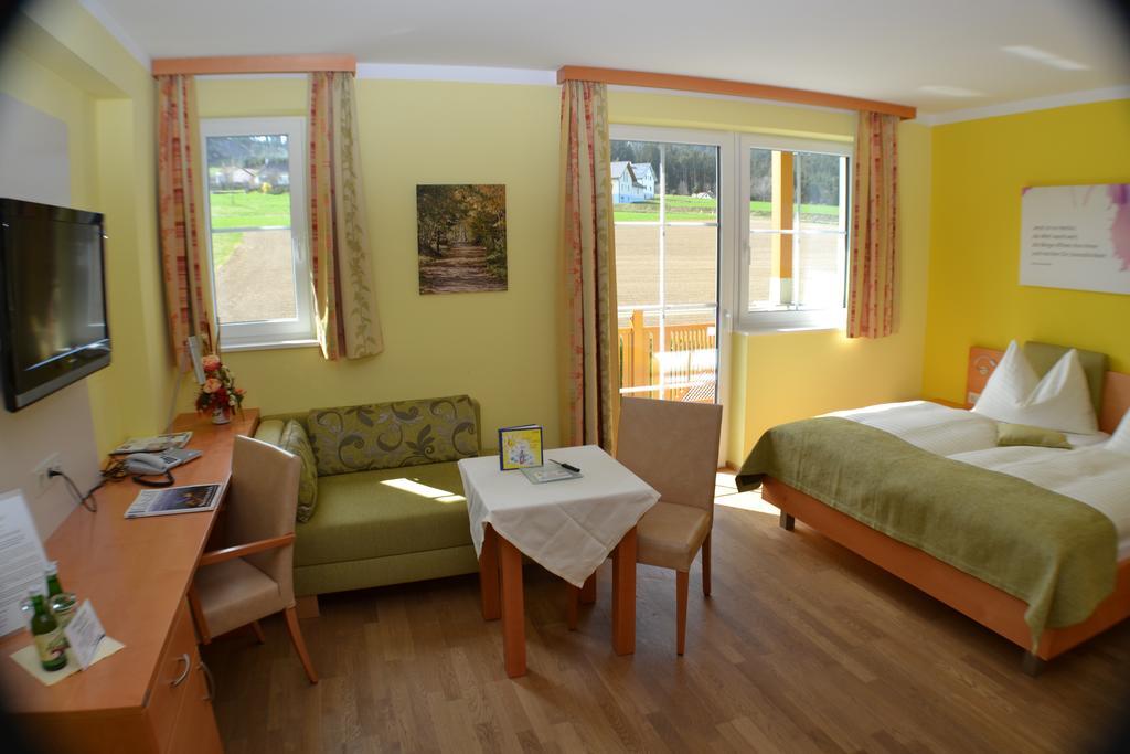 Gasthof-Pension Nordwald Harbach  Δωμάτιο φωτογραφία