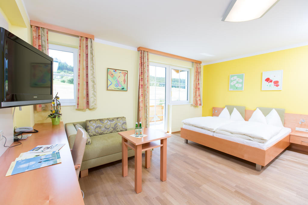 Gasthof-Pension Nordwald Harbach  Δωμάτιο φωτογραφία