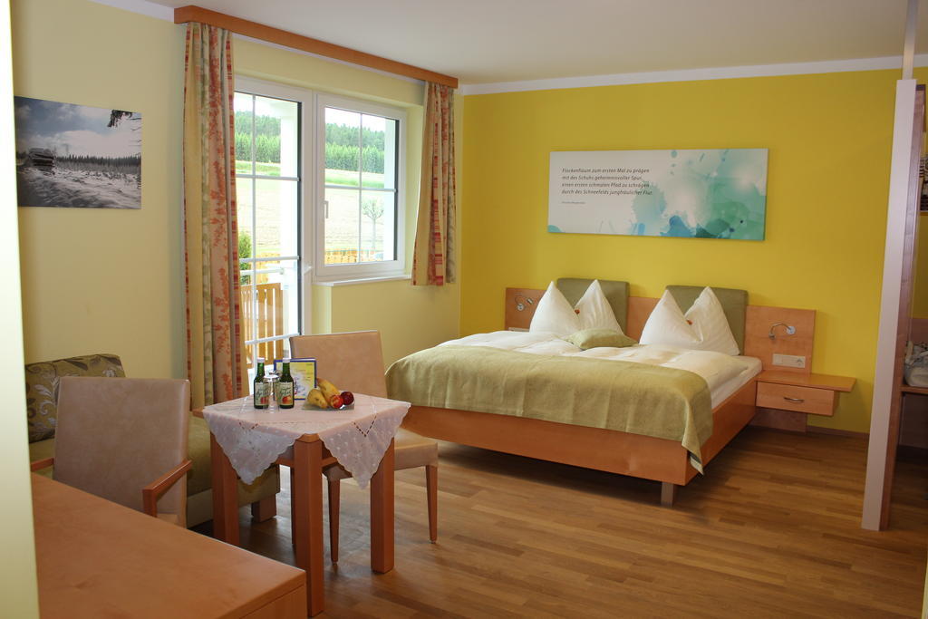 Gasthof-Pension Nordwald Harbach  Δωμάτιο φωτογραφία